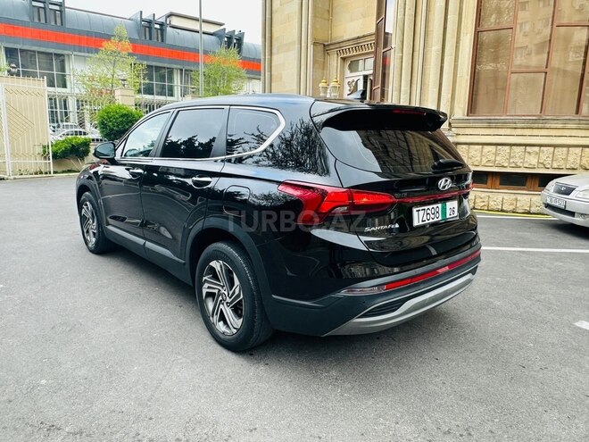 Hyundai Santa Fe-6