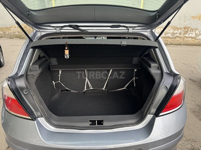 Opel Astra-11