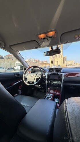 Toyota Camry-10