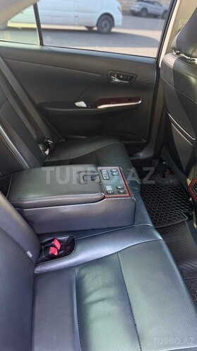 Toyota Camry-11
