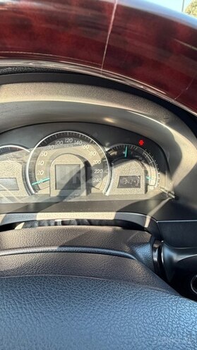 Toyota Camry-9