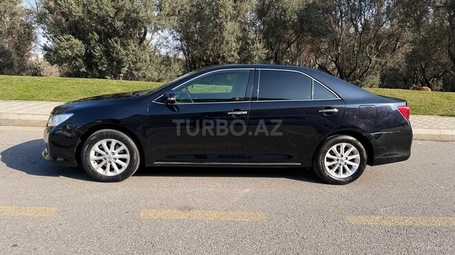 Toyota Camry-14