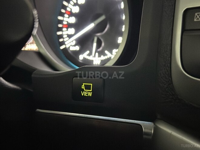 Toyota Land Cruiser-24