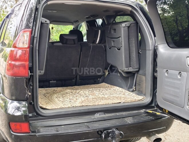Toyota Land Cruiser Prado-7