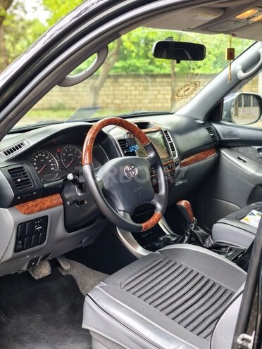 Toyota Land Cruiser Prado-6
