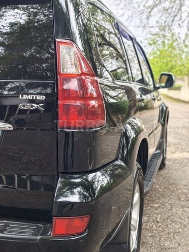Toyota Land Cruiser Prado-11