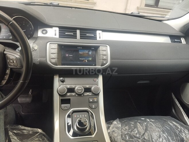 Land Rover RR Evoque-10