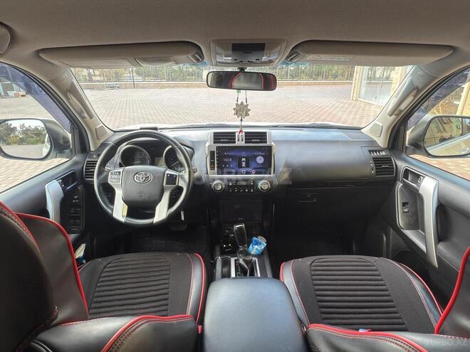 Toyota Land Cruiser Prado-10