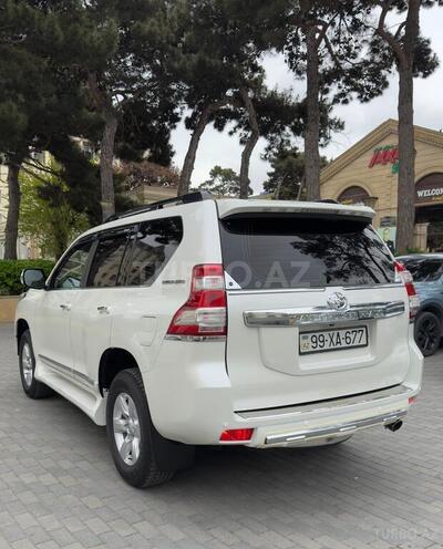 Toyota Land Cruiser Prado-5