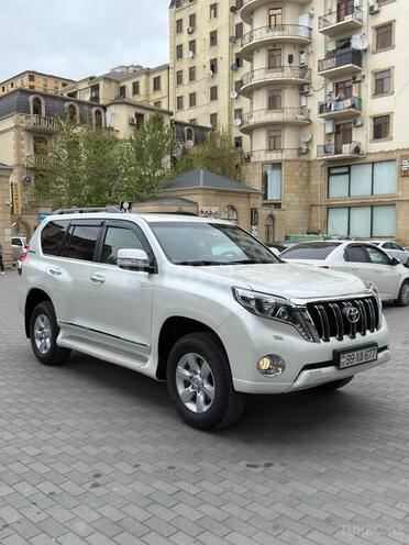 Toyota Land Cruiser Prado-6