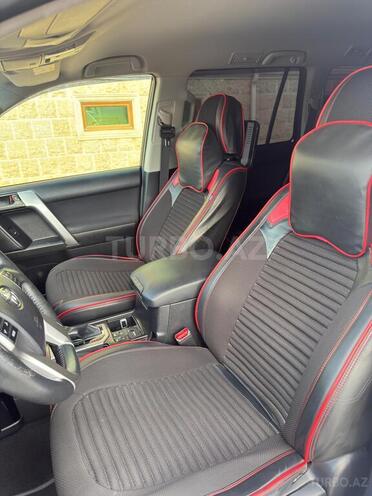 Toyota Land Cruiser Prado-9