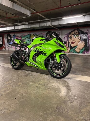 Kawasaki Ninja ZX-10R-1