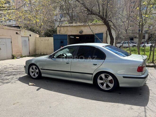 BMW 528-5