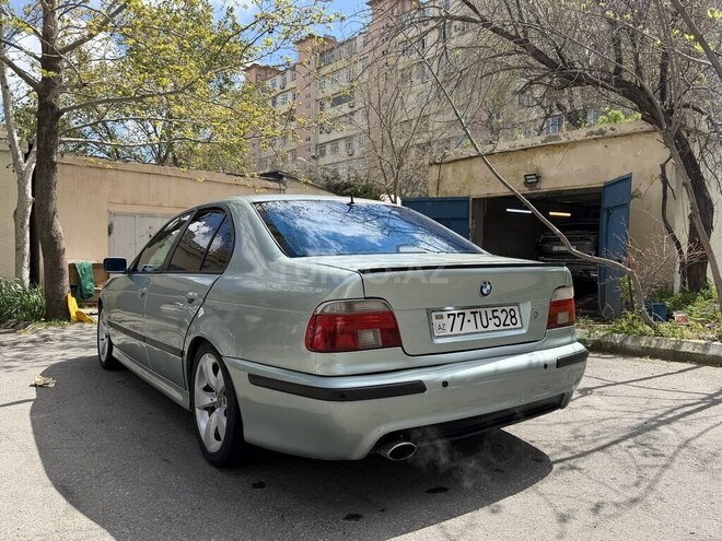 BMW 528-11