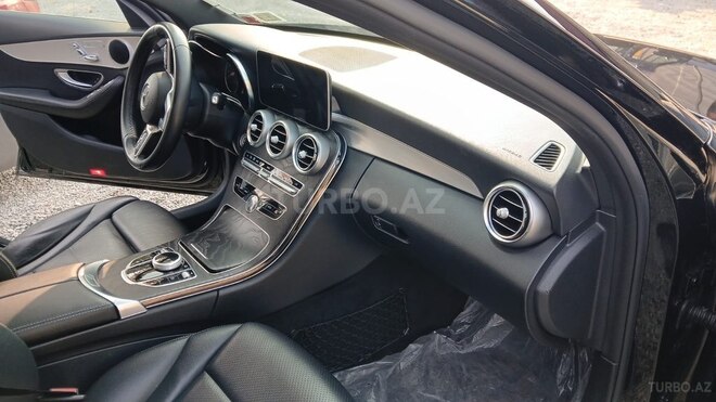 Mercedes C 300-8