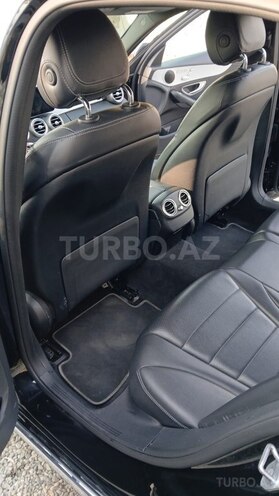 Mercedes C 300-11