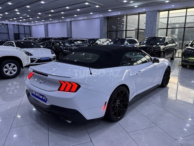 Ford Mustang-10