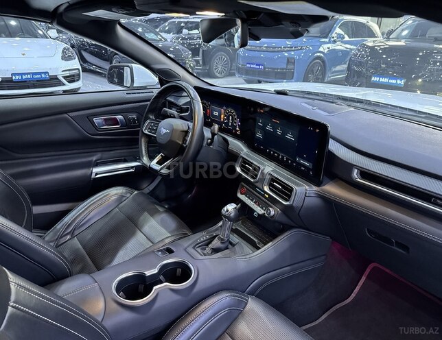 Ford Mustang-16