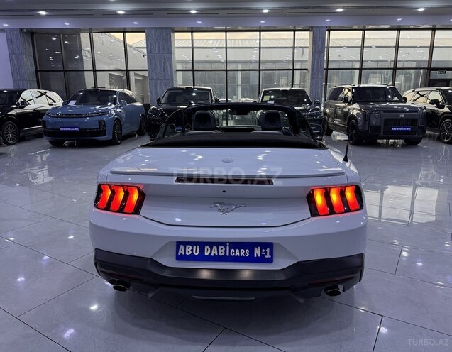 Ford Mustang-13