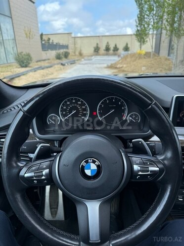 BMW X5-8