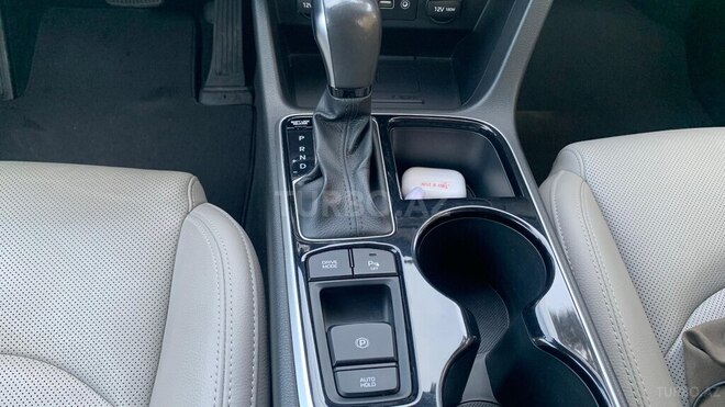 Hyundai Sonata-18