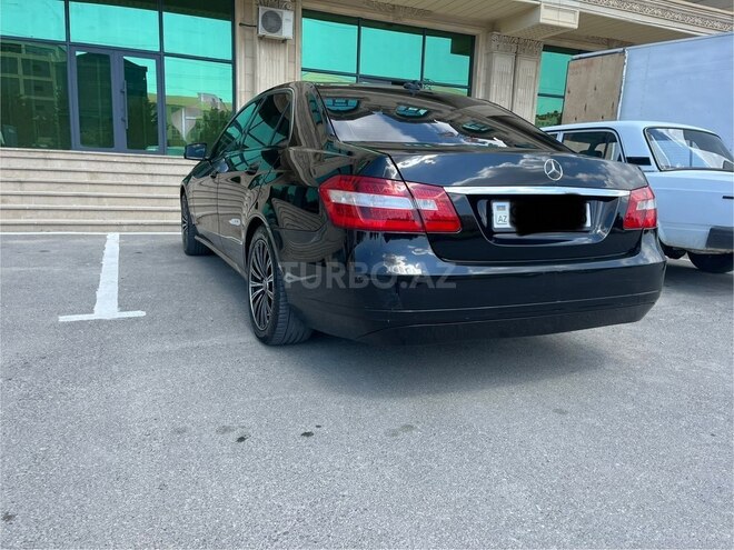 Mercedes E 250-3