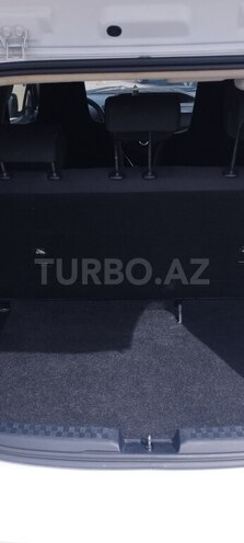 Toyota Aqua-7
