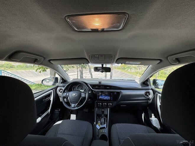Toyota Corolla-5