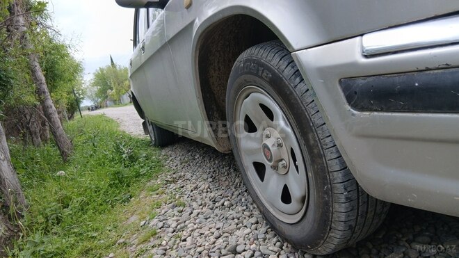 GAZ 31105 "Volga"-7