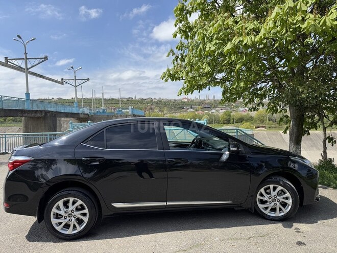 Toyota Corolla-9