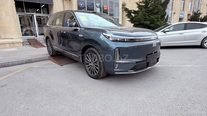 Geely Galaxy M9-2