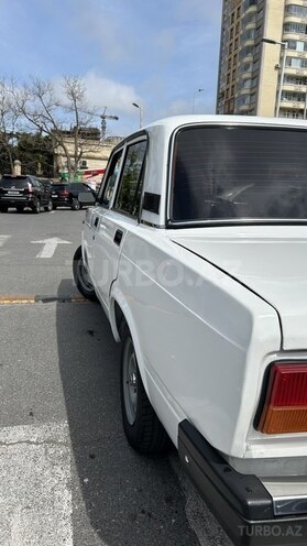 LADA (VAZ) 2107-5