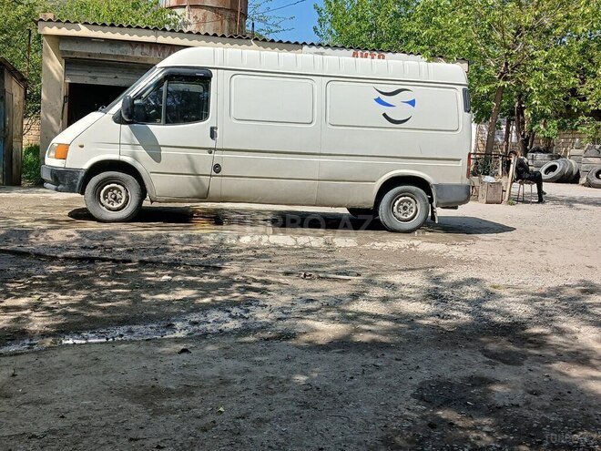 Ford Transit-12