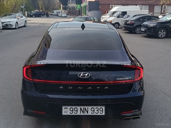 Hyundai Sonata-6
