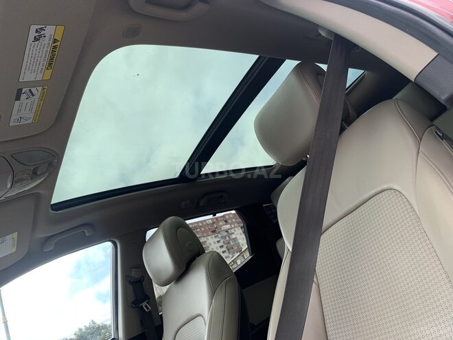 Hyundai Santa Fe-13