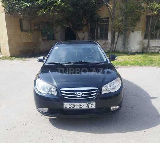Hyundai Elantra-1