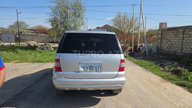Mercedes ML 320 2002, 165,000 km - 3.2 l - Siyəzən