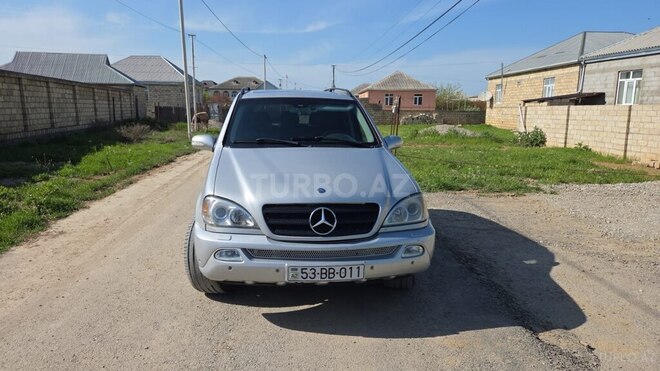 Mercedes ML 320 2002, 165,000 km - 3.2 l - Siyəzən