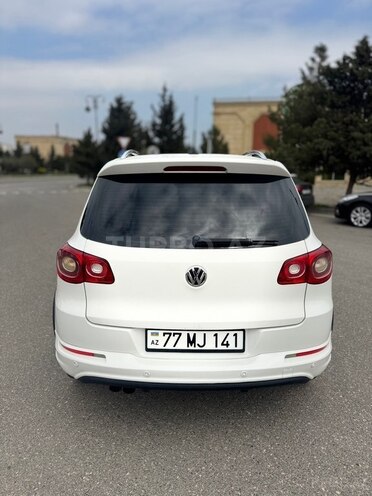 Volkswagen Tiguan-5