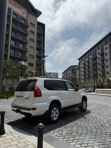 Toyota Land Cruiser Prado-7