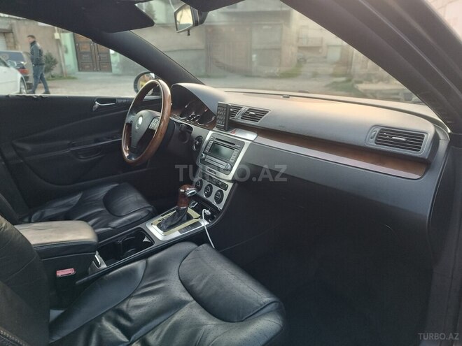 Volkswagen Passat-5