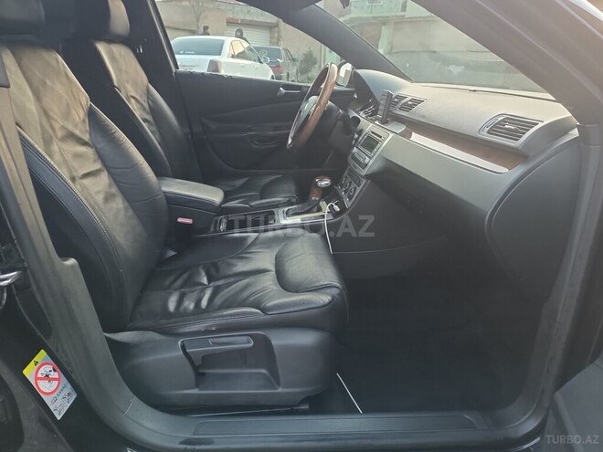Volkswagen Passat-10