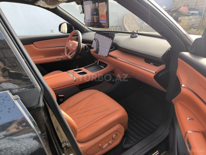 Changan Qiyuan Q07-18