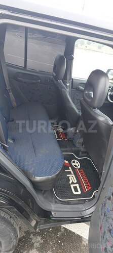 Toyota RAV4-9
