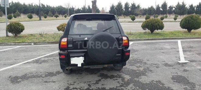 Toyota RAV4-2