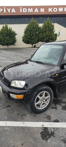 Toyota RAV4-6