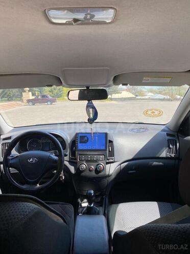 Hyundai i30 2010, 270,000 km - 1.6 л - Şamaxı