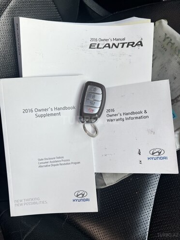 Hyundai Elantra-16