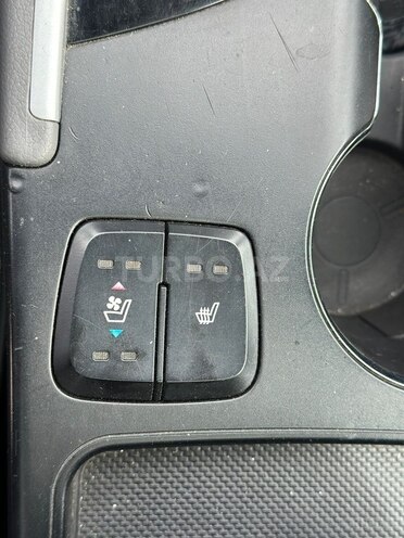 Hyundai Sonata-12