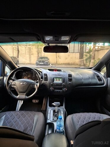 Kia Cerato-4